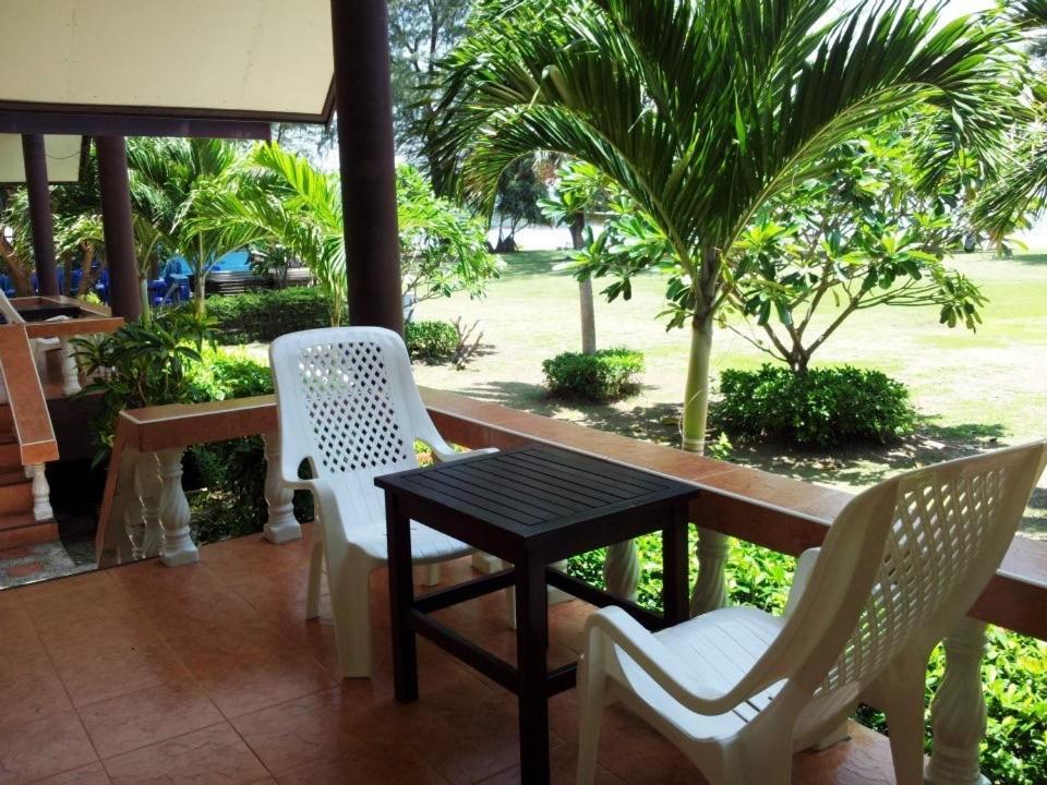 Klongdao Beach Resort เกาะลันตา ภายนอก รูปภาพ